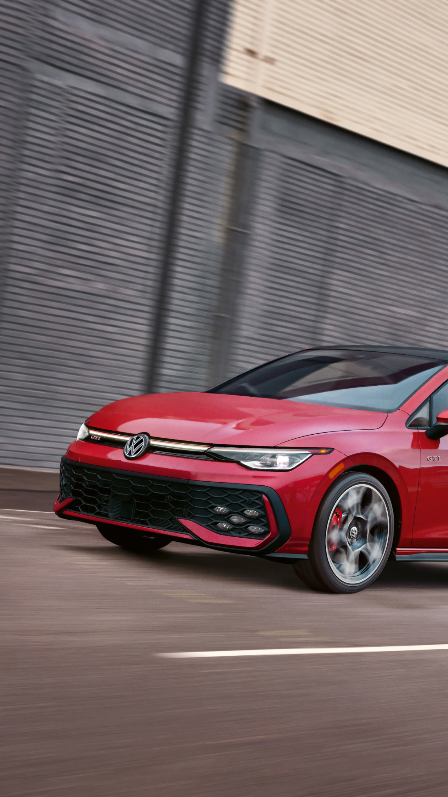 VWゴルフGTI 8世代目にも追加 日本発売 先代パフォーマンスと同